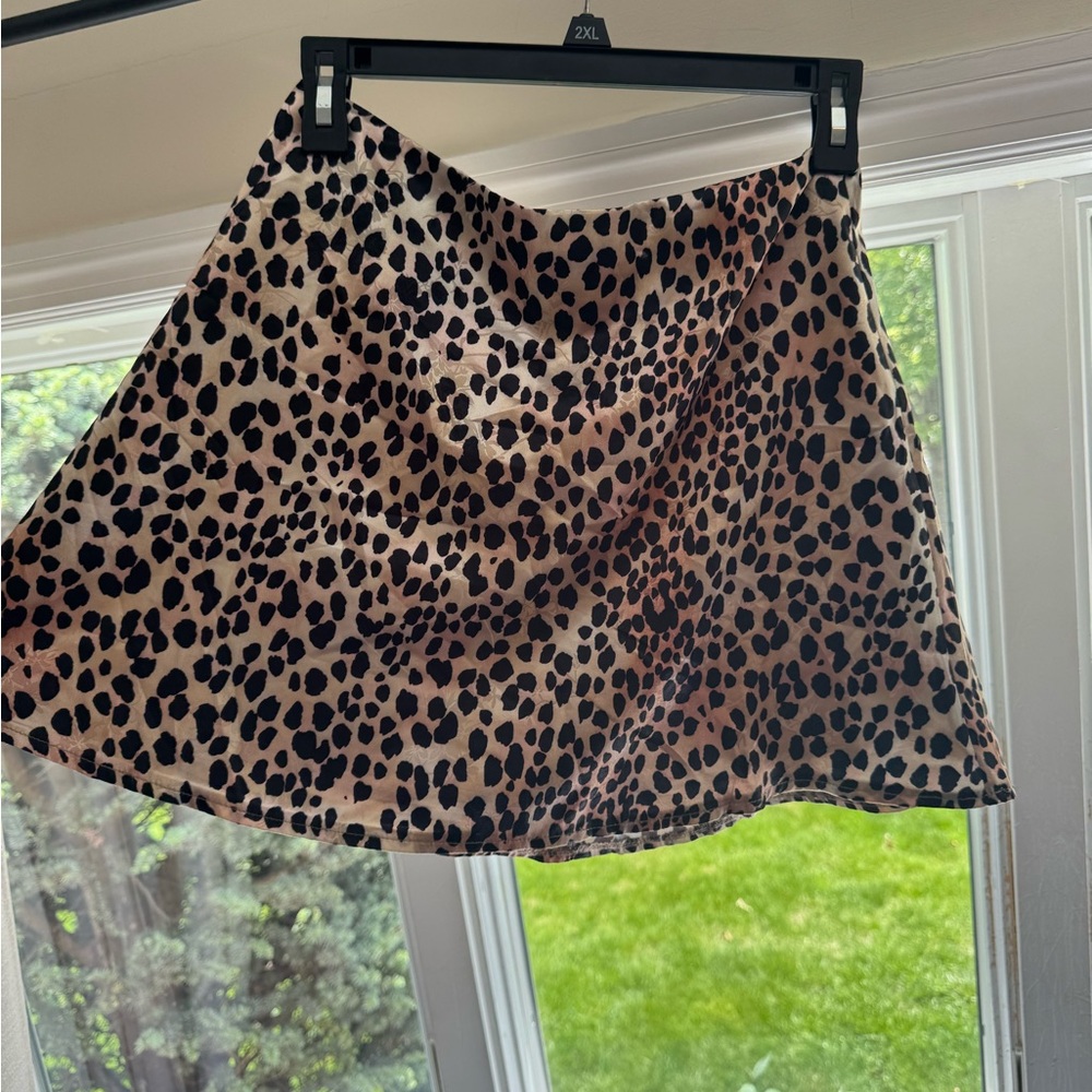 Princess Polly leopard print mini skirt size 8
